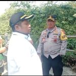 Mantan Anggota DPRD Subang dan Kades Tambakjati Tetap Tolak Pembongkaran Portal Jembatan Sukamantri