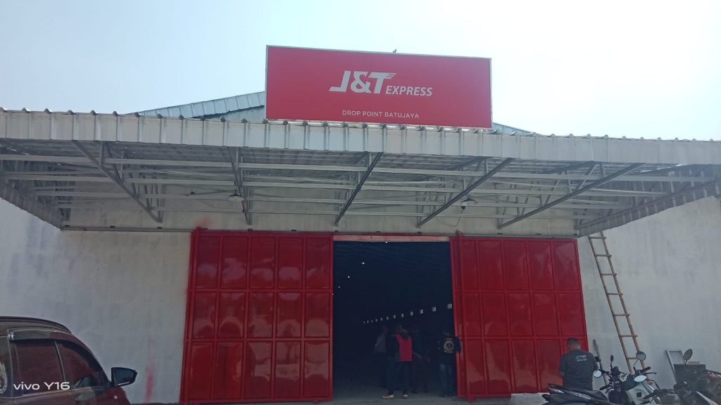 Gudang Transit J&T di Tengah Permukiman Disorot, Warga Pertanyakan Legalitas Perizinan