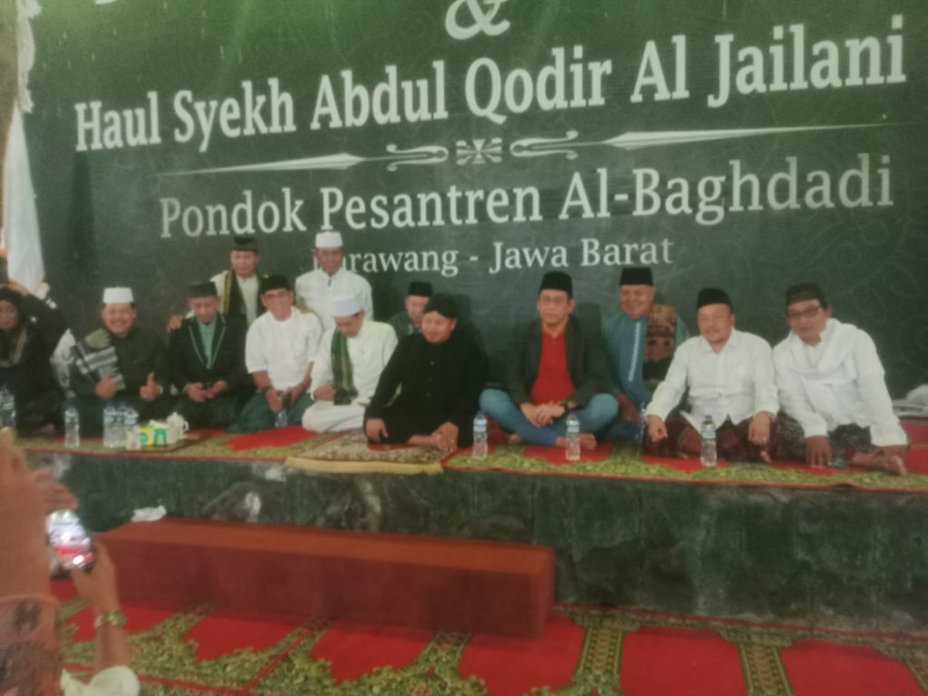 Menteri Keuangan Purbaya Yudhi Sadewa Silaturahmi ke Ponpes Al-Bagdadi, Disambut Hangat Ribuan Jemaah Zikir Manakib