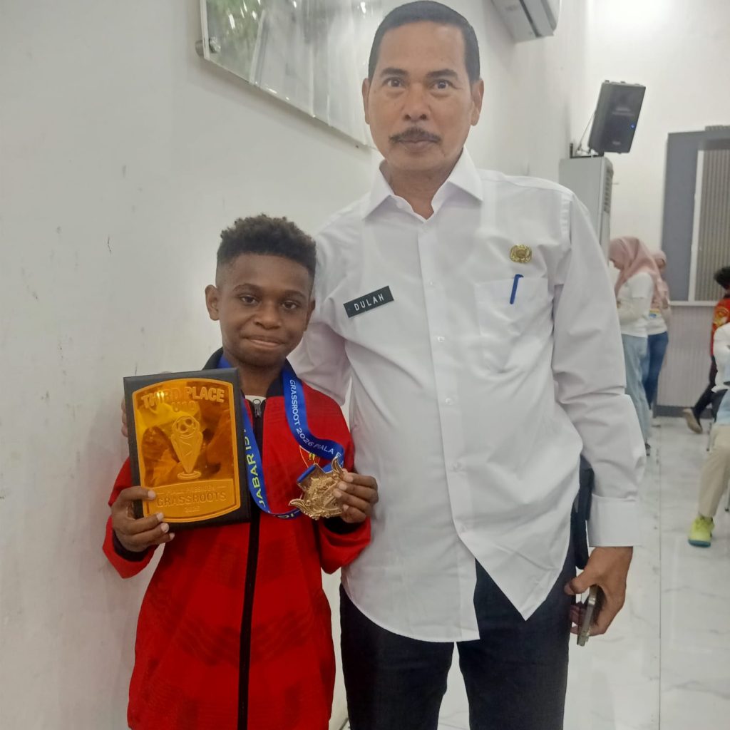 Siswa Kelas V SDN Sumurlaban 1 Jadi Pemain Terbaik Piala Presiden U-10