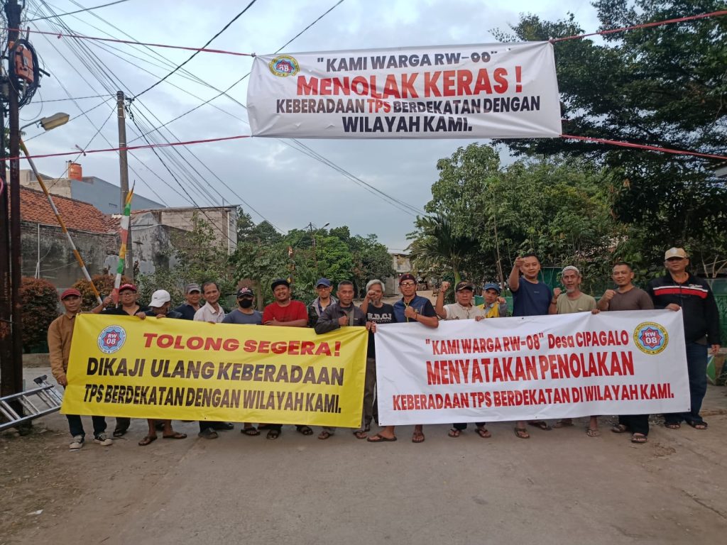 Warga RW 08 Desa Cipagalo Tolak Keras Rencana Pembangunan TPS di Kawasan Gawir Ciganitri